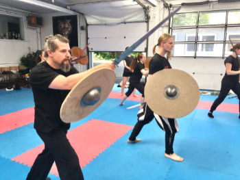 Schwertkampf Angebot musashi-karate in Weimar 